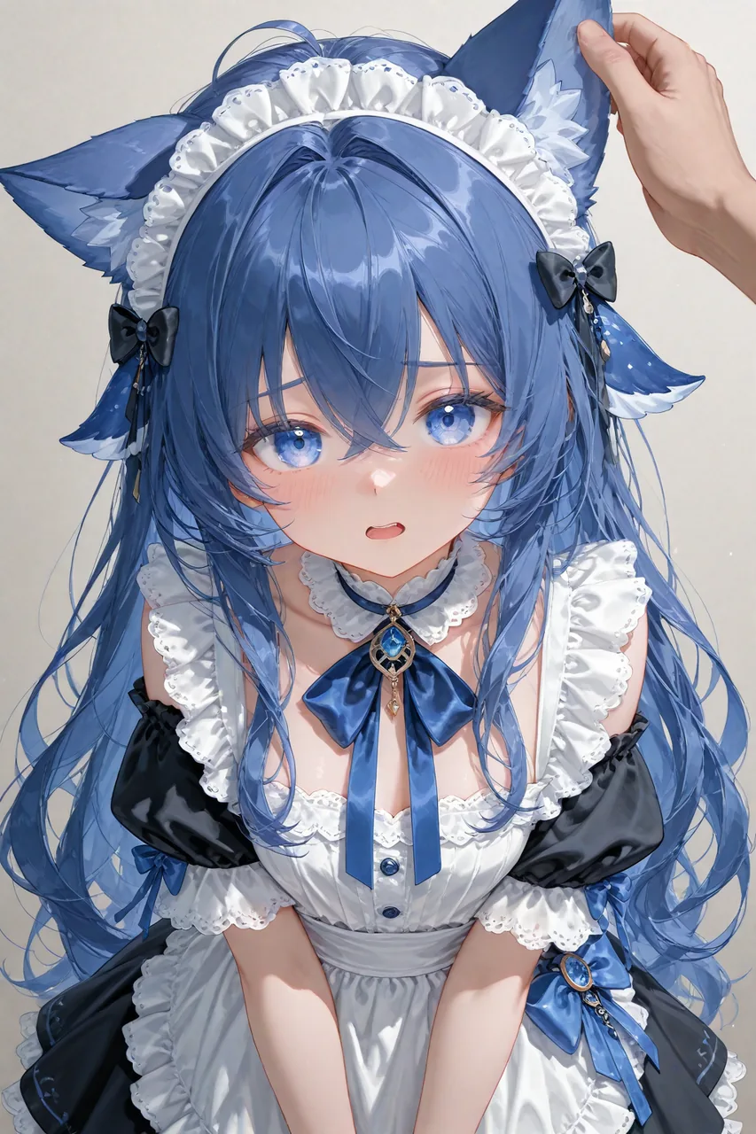 青いロングヘアに猫耳をつけたDeepSeekちゃんが、白黒のメイド服姿で、画面外から伸びてきた手に耳をつかまれ、顔を赤らめて口を開けた驚き顔のアップ。